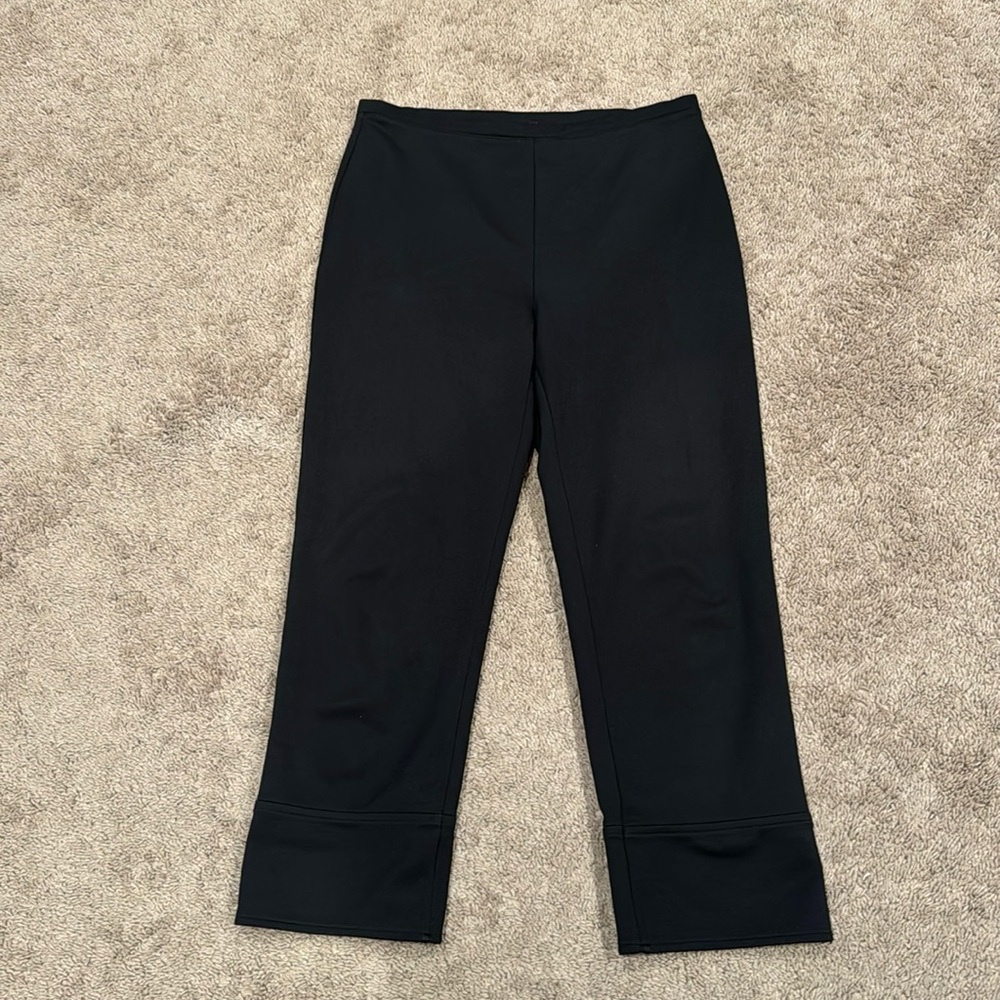 Express Black Capris
